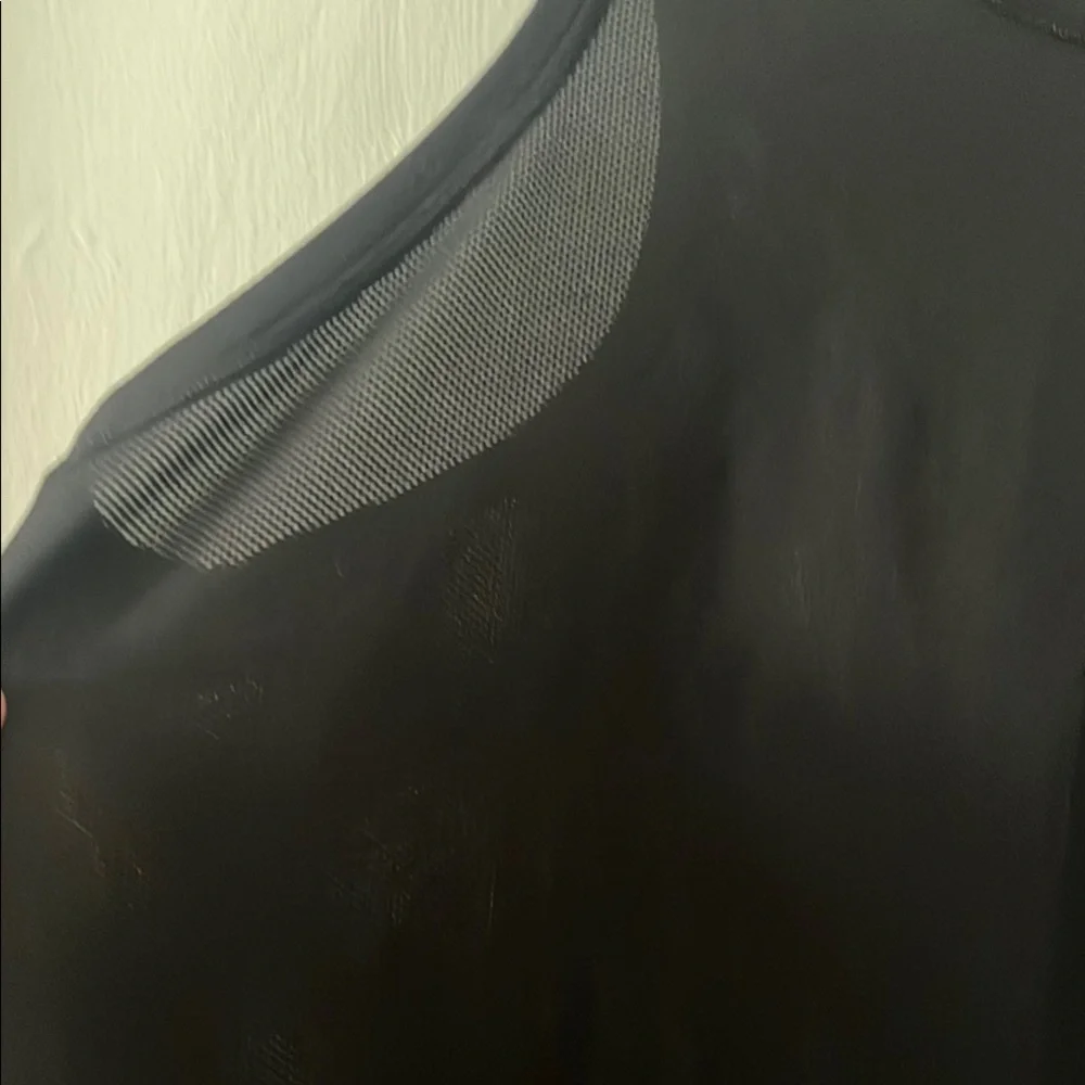 Women's Black Sleeveless Top